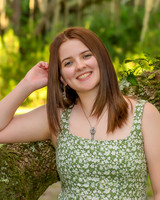 015-Ava-L-SocMedia