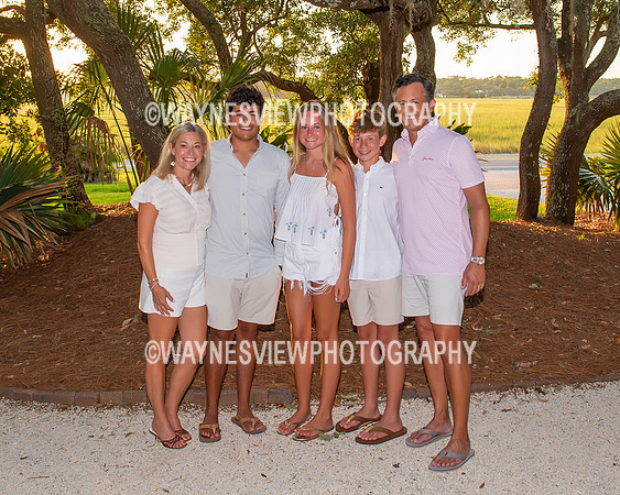 019-LeesFam-ForSocialMedia